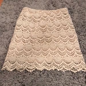 Lace skirt